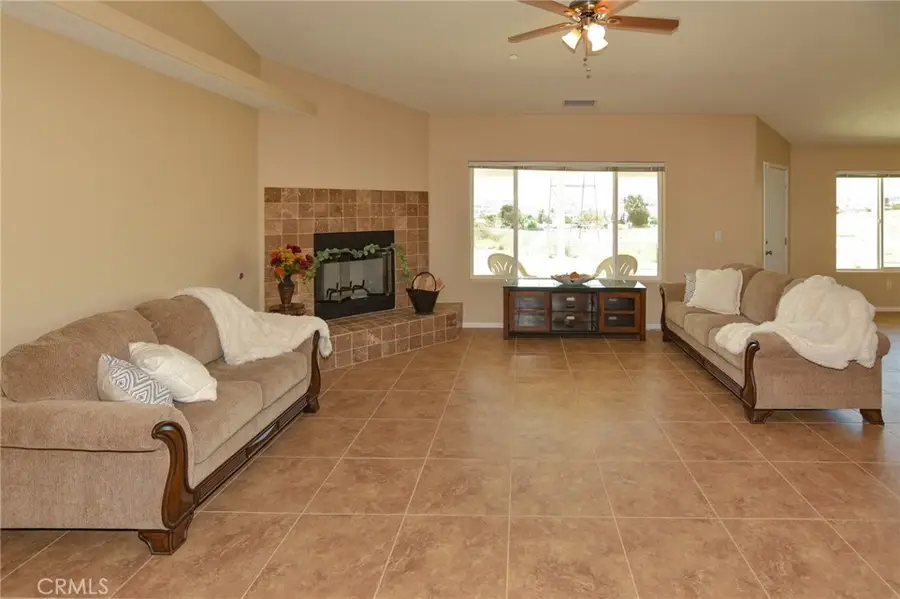 8169 Lassen Avenue, Hesperia, CA 92345 - #3