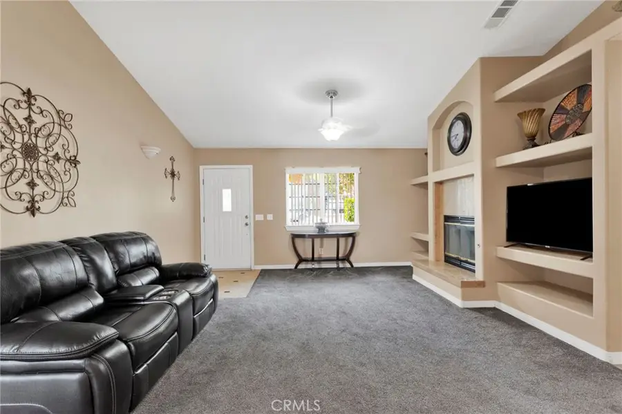 15184 Walnut, Hesperia, CA 92345 - #3