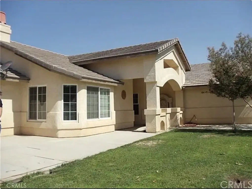8026 Primrose Avenue, Oak Hills, CA 92344 - #1