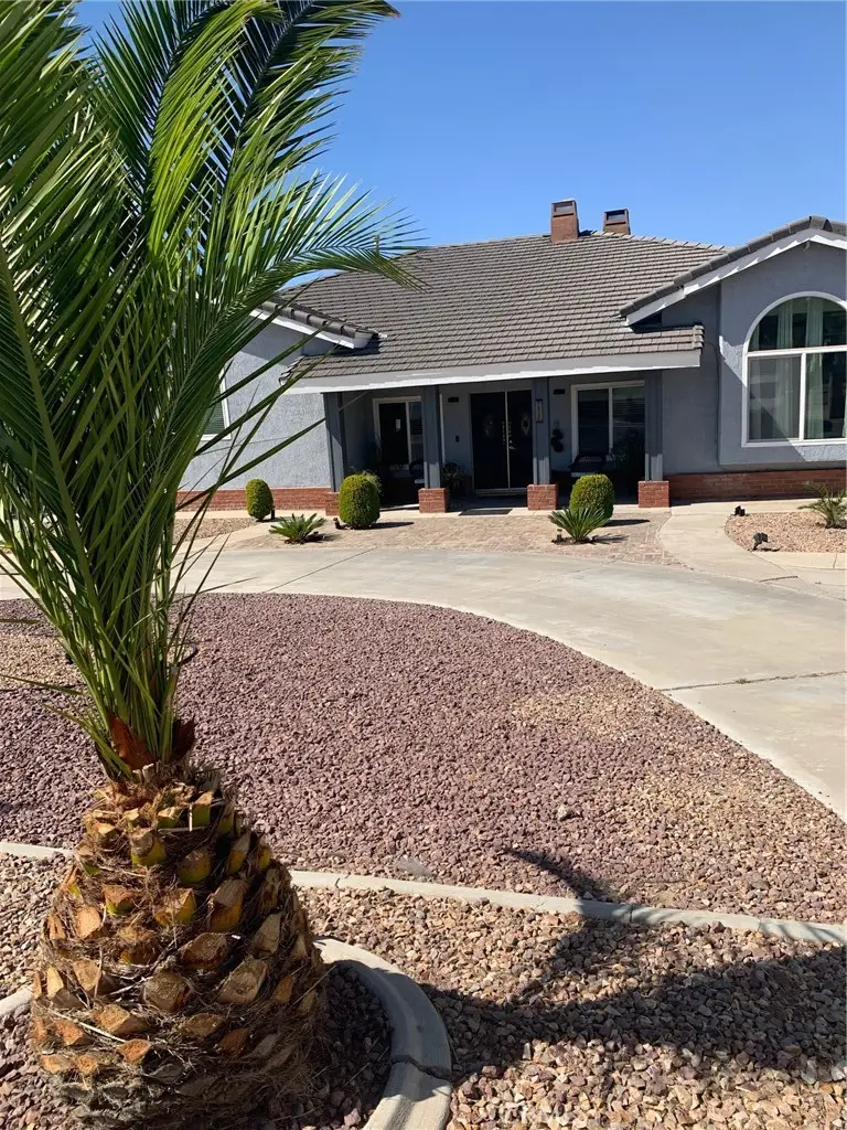 18346 Main, Hesperia, CA 92345 - #1