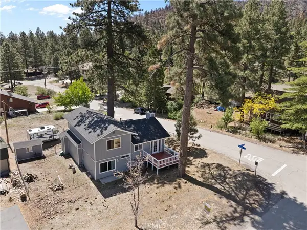 26707 Swallowhill, Wrightwood, CA 92397