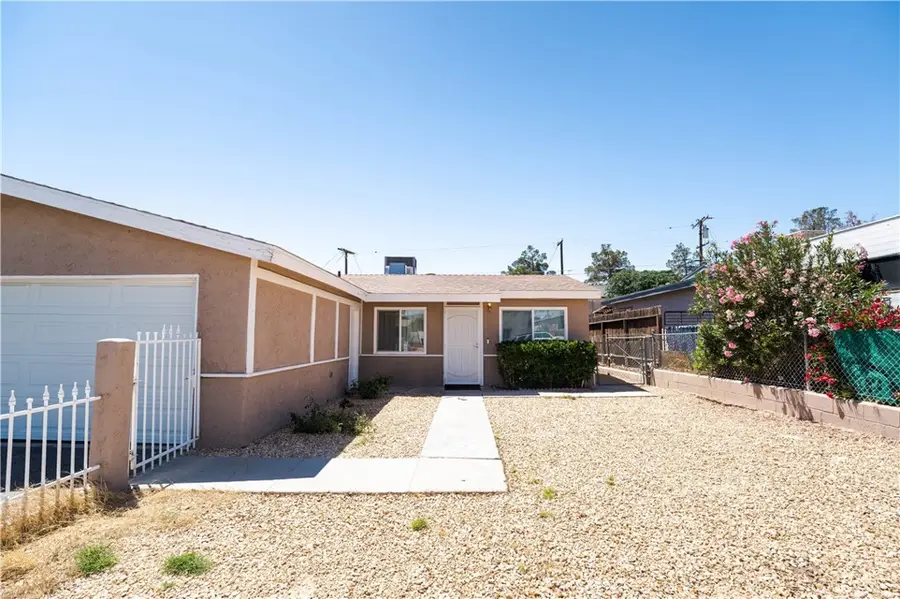 1912 Sunset St, Barstow, CA 92311 - #2