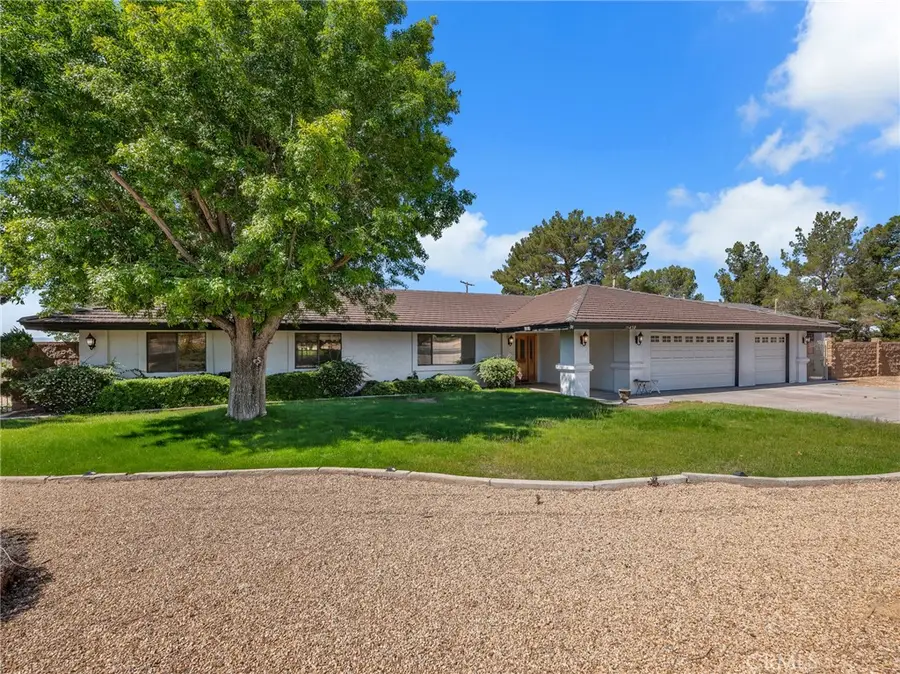 16450 Tao Road, Apple Valley, CA 92307 - #3