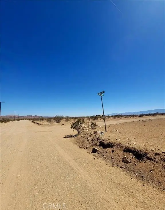 800 Chrysolite Street, Lucerne Valley, CA 92356 - #3