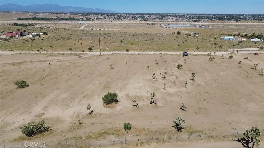 35 Juniper, Apple Valley, CA 92308 - #3