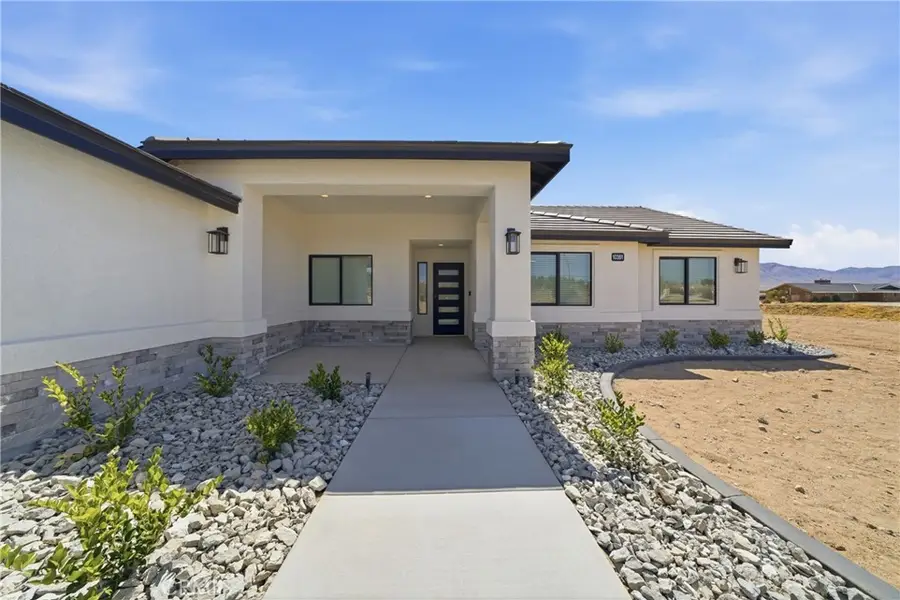 10361 Choiceana Avenue, Hesperia, CA 92345 - #2