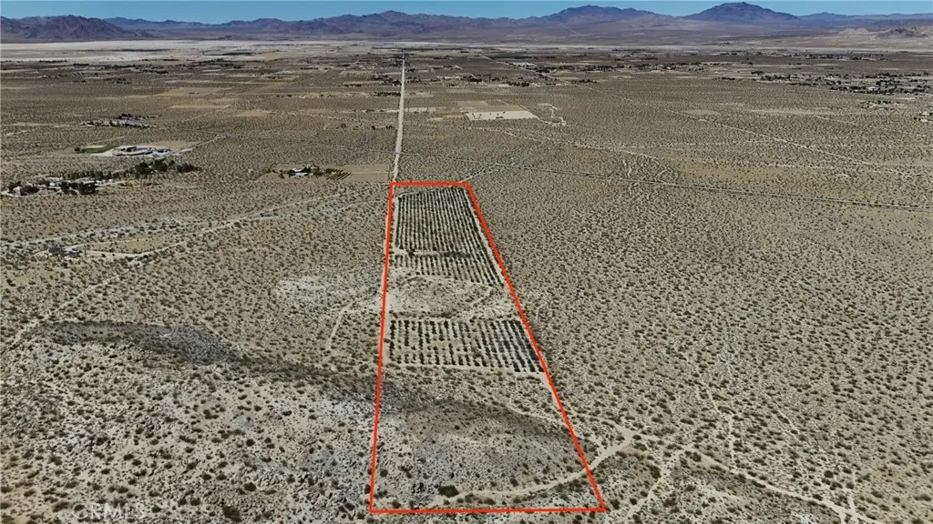 735 Midway Avenue, Lucerne Valley, CA 92356 - #1