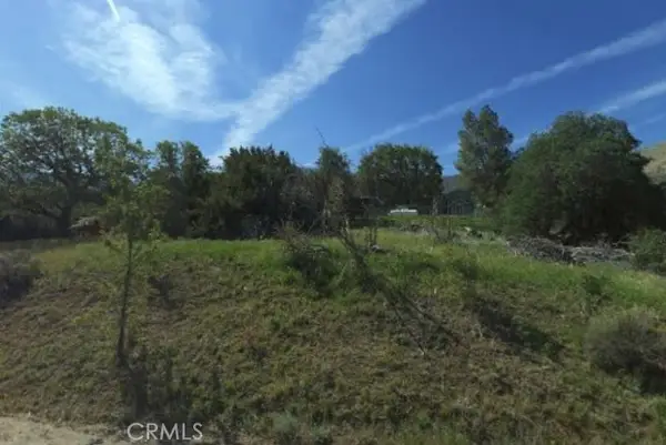 215 N Salaine Drive, Bodfish, CA 93205