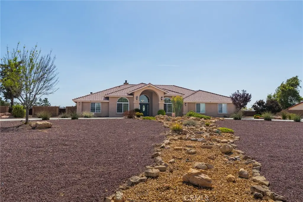 19501 Kinai, Apple Valley, CA 92307 - #1
