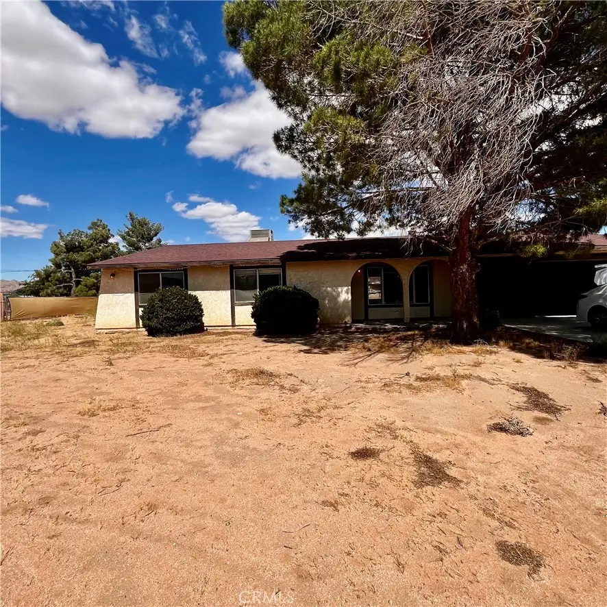 15375 Cheyenne Road, Apple Valley, CA 92307 - #2