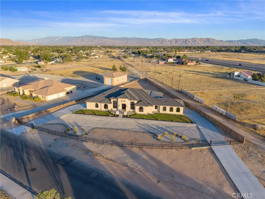 20721 Standing Rock, Apple Valley, CA 92307 - #2