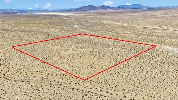 1 Paddington Way, Lucerne Valley, CA 92356