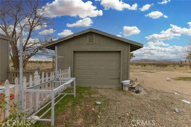 18967 Tawney, Adelanto, CA 92301 - #3