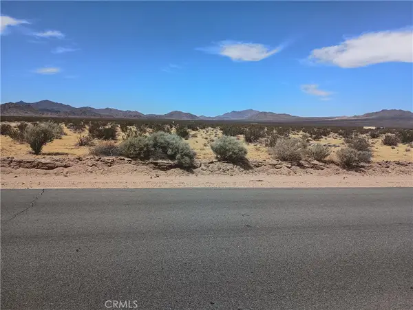 5 North Side, Lucerne Valley, CA 92356