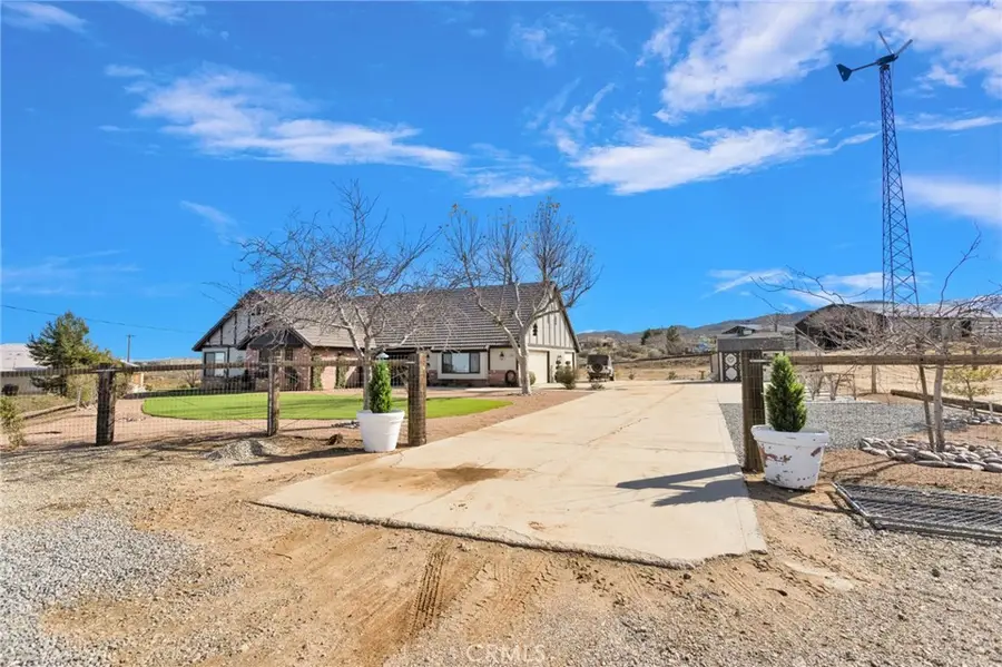 5205 Snow Line, Phelan, CA 92371 - #2