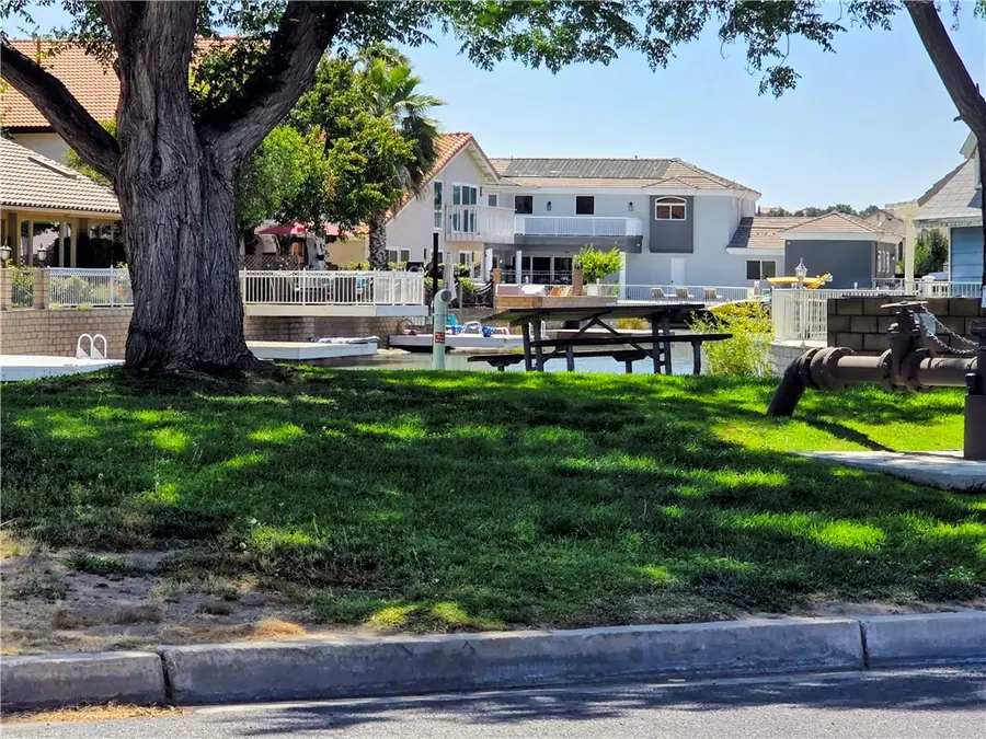 13415 Sea Gull Drive, Victorville, CA 92395 - #2
