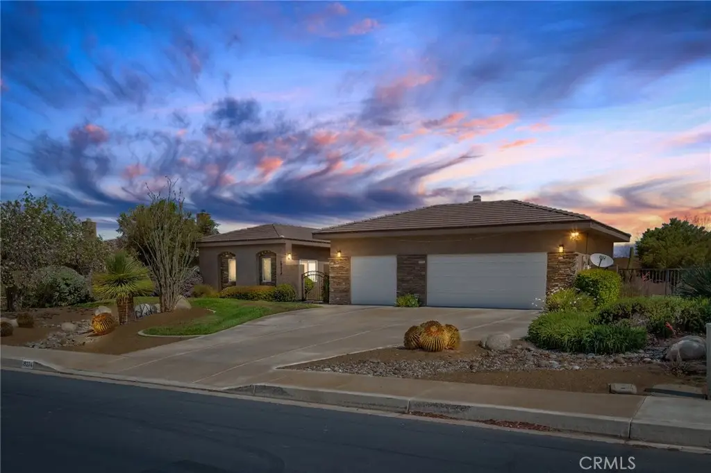 19274 Kanbridge Street, Apple Valley, CA 92308 - #1