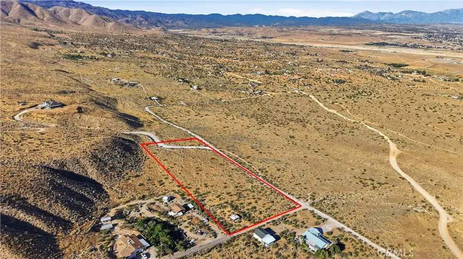 8255 Kiowa Road, Apple Valley, CA 92308 - #3