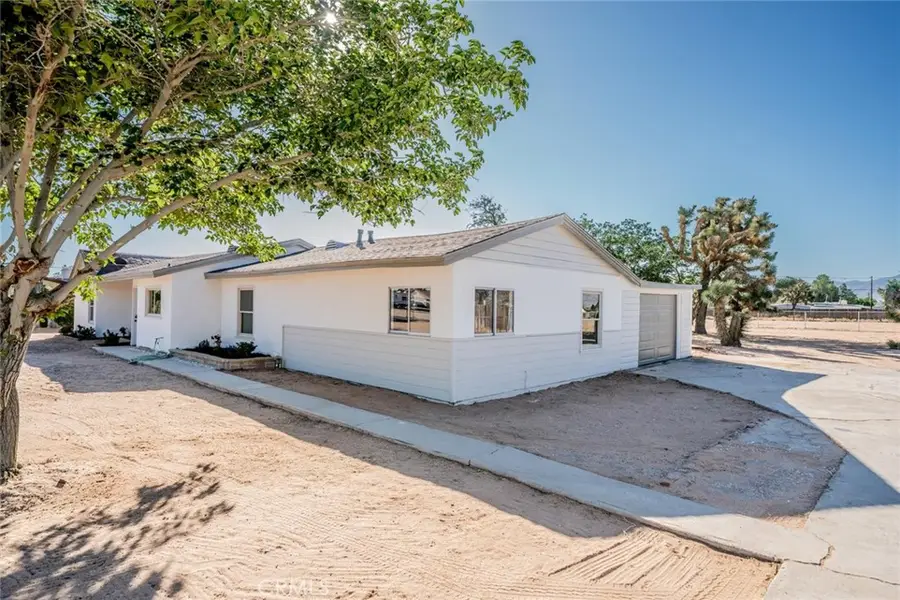 14387 Jicarilla Road, Apple Valley, CA 92307 - #3