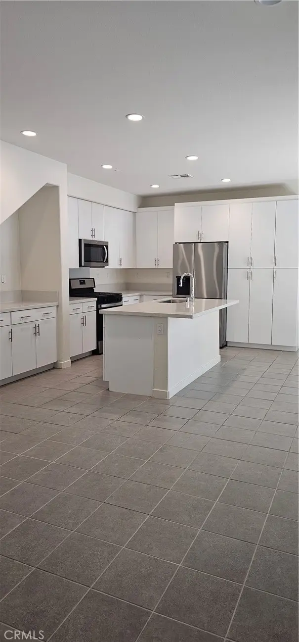 15982 Parkhouse #2, Fontana, CA 92336 - #3