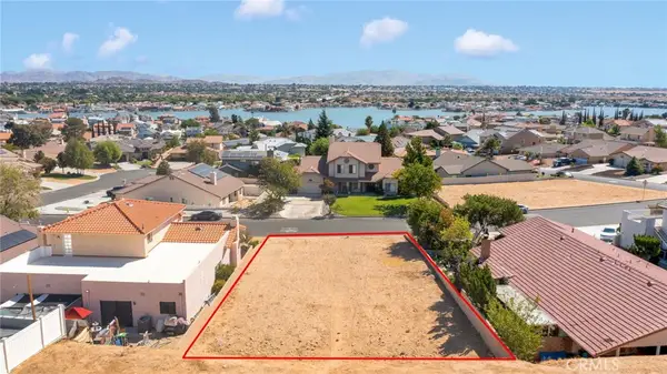 13570 Chinquapin Drive, Victorville, CA 92395
