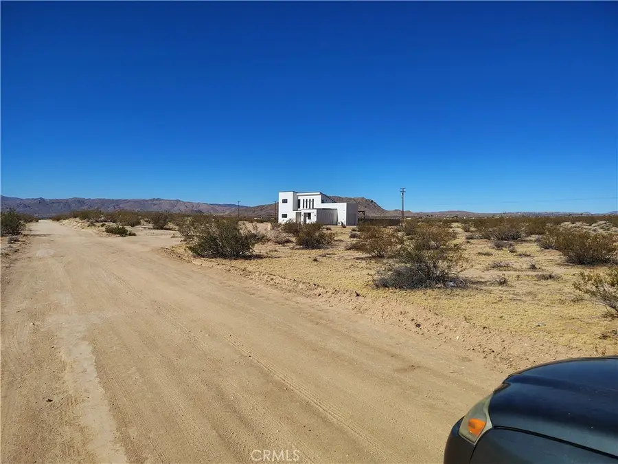 2681 Sunburst Avenue, Joshua Tree, CA 92252 - #2