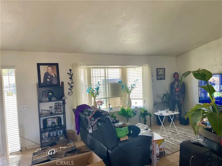 16131 Llanada, Victorville, CA 92394 - #2