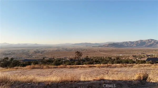 23528 Mountain View, Apple Valley, CA 92308