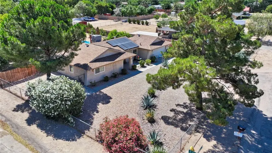 10415 Redwood Avenue, Hesperia, CA 92345 - #3