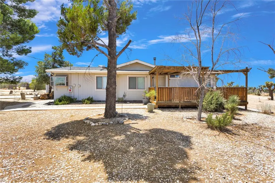10636 Acanthus Street, Phelan, CA 92371 - #2