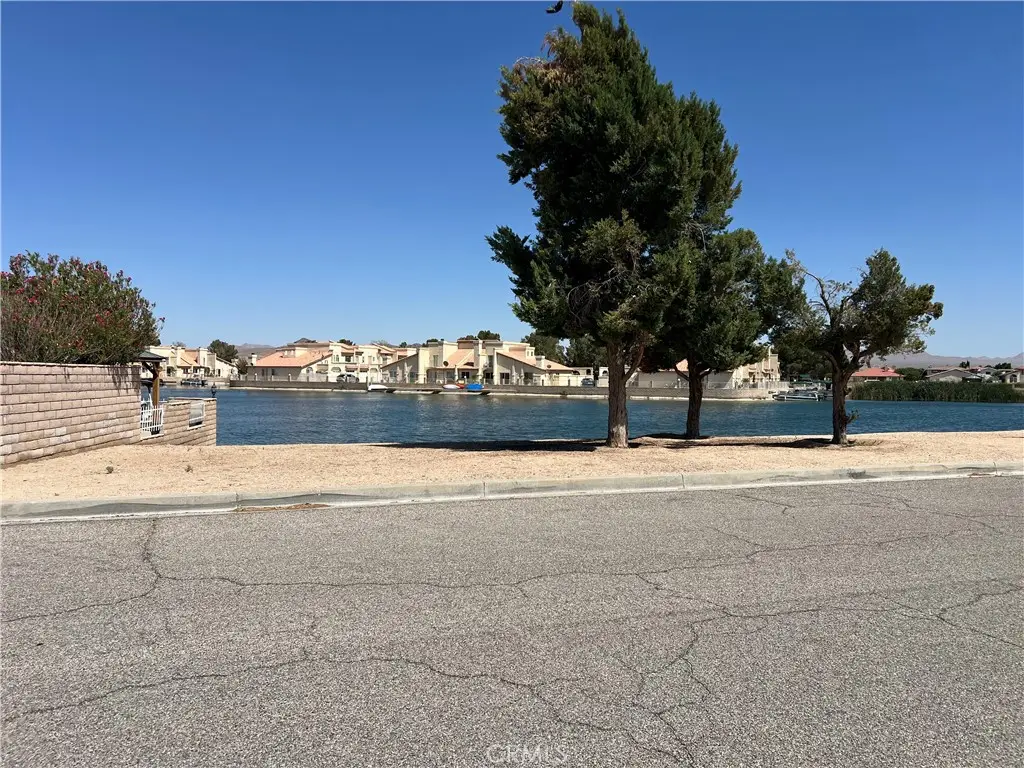 27250 Outrigger, Helendale, CA 92342 - #1