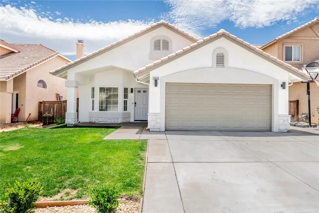 13645 Summit View Street, Hesperia, CA 92344 - #1