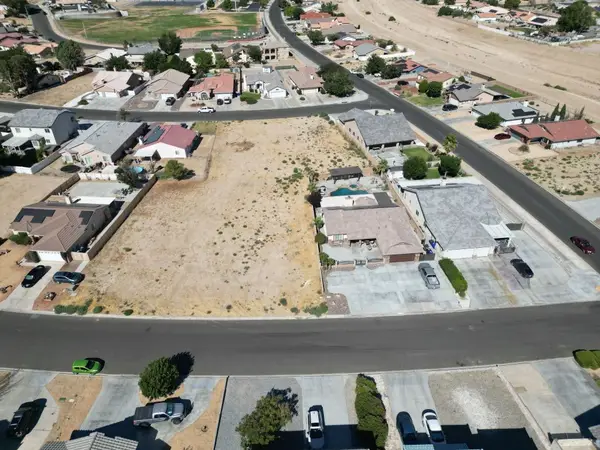 26684 Topsail Avenue, Helendale, CA 92342