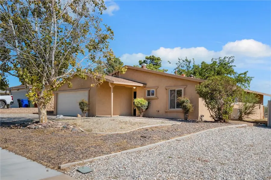 13887 Oakmont Drive, Victorville, CA 92395 - #3