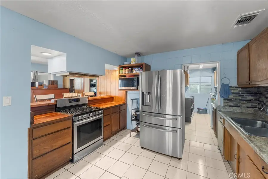36769 Richards Lane, Barstow, CA 92311 - #2