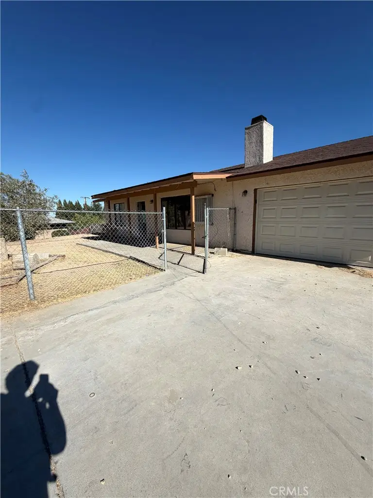 16507 Warwick Street, Victorville, CA 92395 - #2