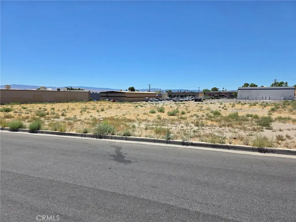 0 Anacapa, Victorville, CA 92392 - #1