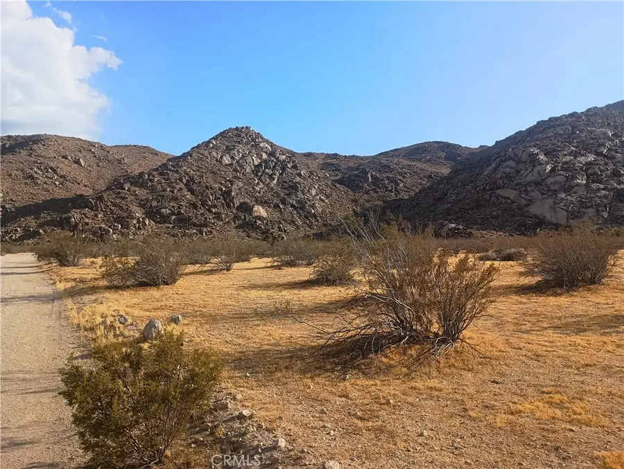 13089 Sunset Drive, Lucerne Valley, CA 92356 - #2