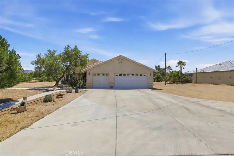 16089 Cactus Street, Hesperia, CA 92345 - #2