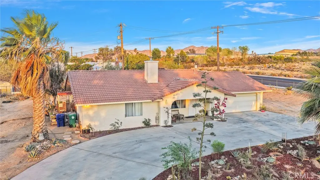 7685 Hilton, Yucca Valley, CA 92284 - #1