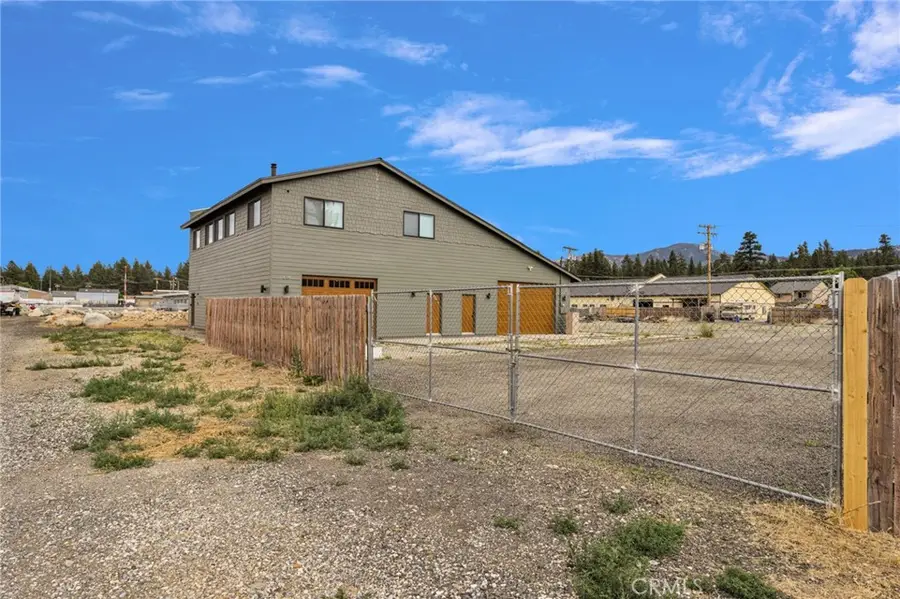 614 W Fairway, Big Bear City, CA 92314 - #2