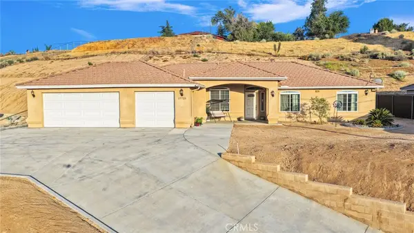 17725 Bangor, Hesperia, CA 92345