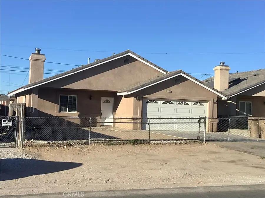 16493 Live Oak, Hesperia, CA 92345 - #2
