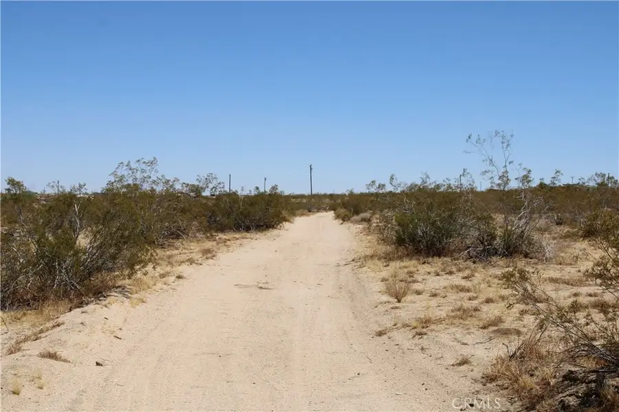 5 AC Joshua Tree, Johnson Valley, CA 92285 - #3