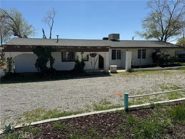 21895 Biloxi Road, Apple Valley, CA 92307