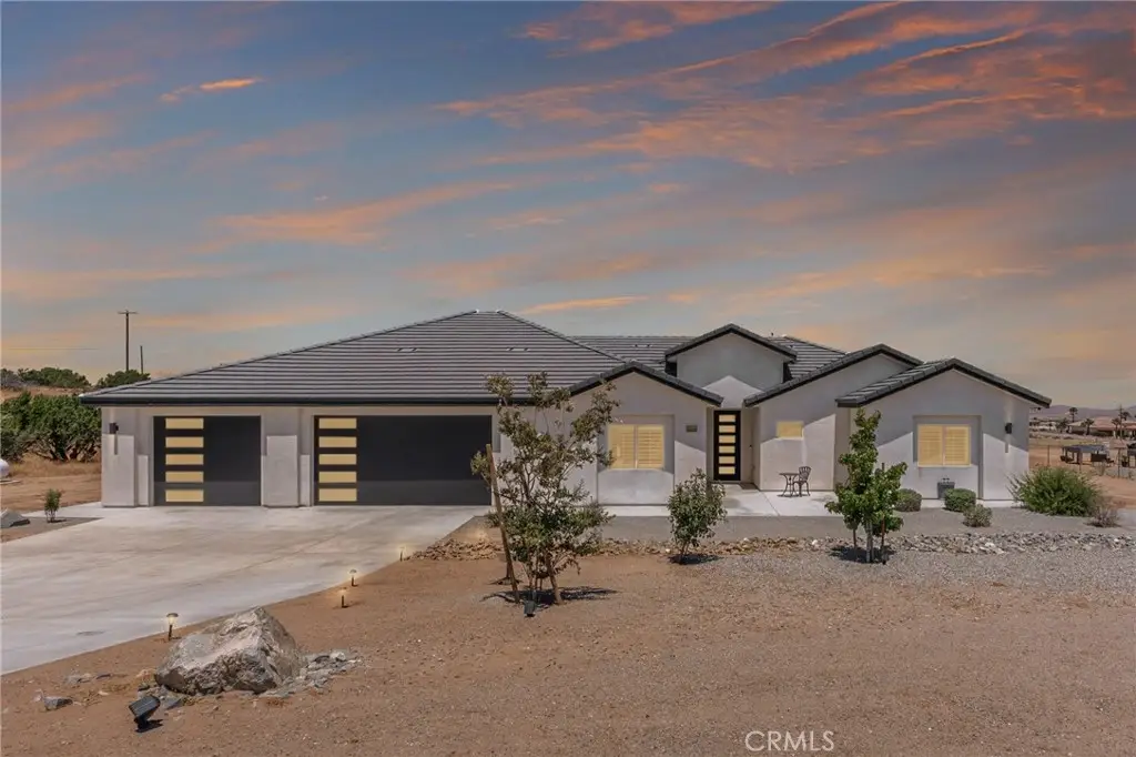 12026 Belmont Road, Oak Hills, CA 92344 - #1