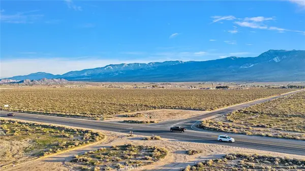300 Highway 18, Lucerne Valley, CA 92356