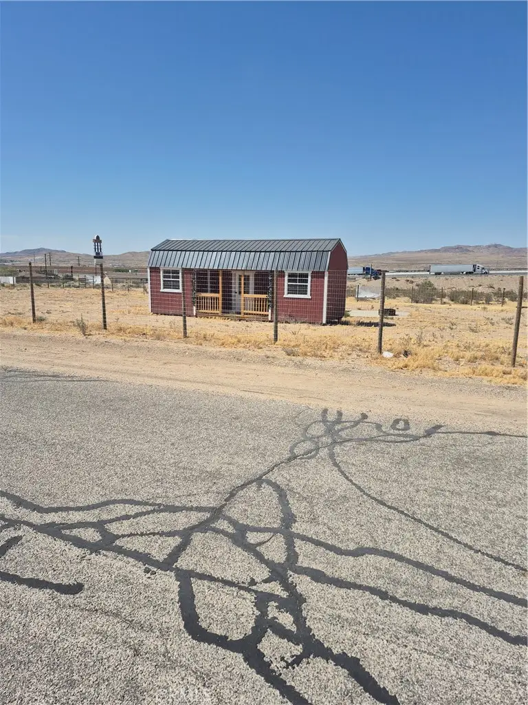 28124 Apache, Barstow, CA 92311 - #1