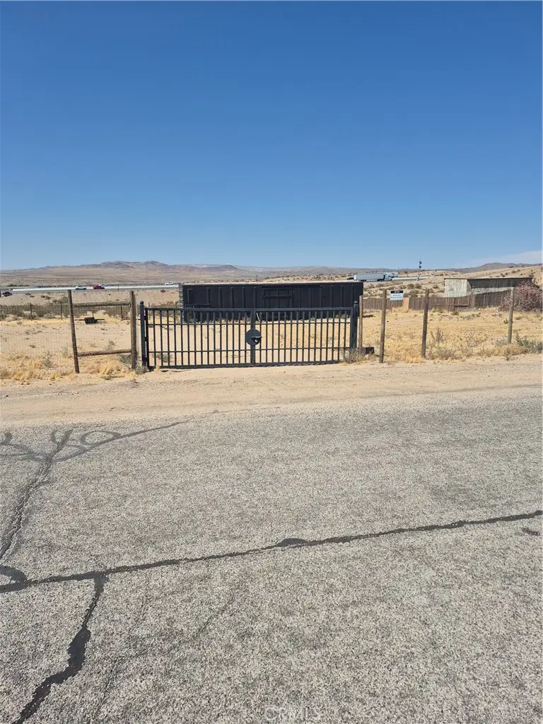 28124 Apache, Barstow, CA 92311 - #3