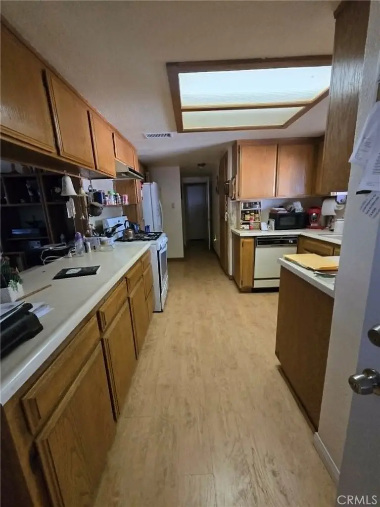 9100 11th, Hesperia, CA 92345 - #3